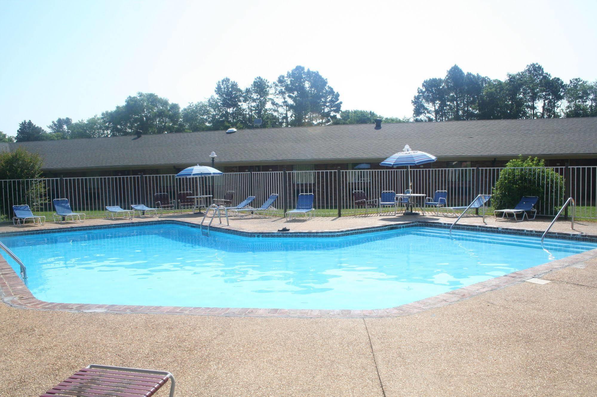 King'S Inn Huntsville Exteriör bild